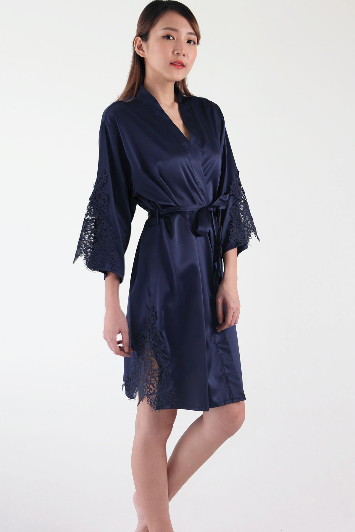 Ari Eyelash Lace Satin Robe in Midnight Blue - PARSEALED